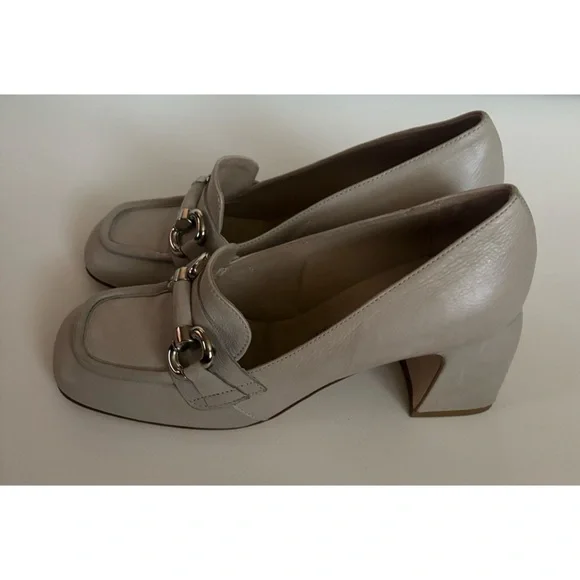 Laura Bellariva Taupe Leather Bit Loafers in Sky Gray Size 38/8~ Excellent - Picture 3 of 7